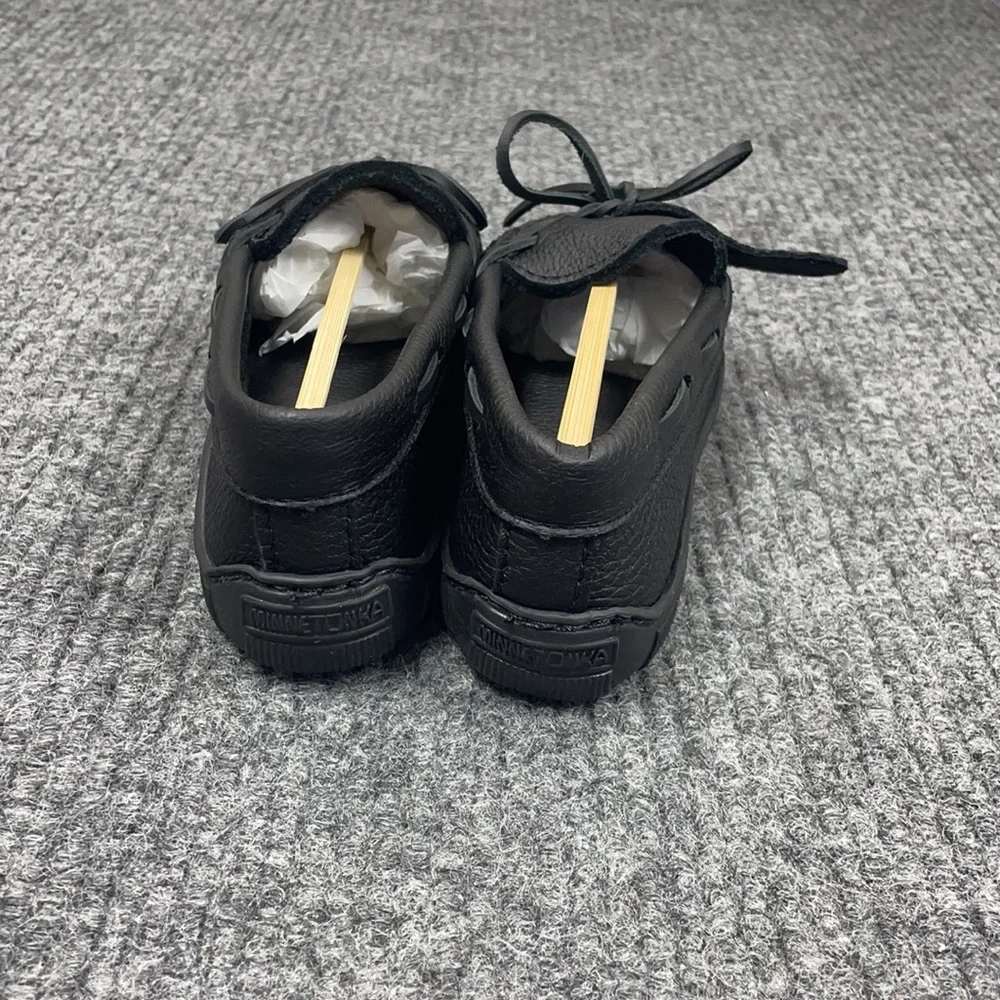 Minnetonka Women’s Moosehide Classic Moccasins (2926) - Picture 3 of 7